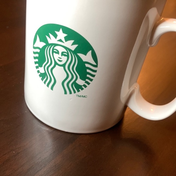 Starbucks 2012 Classic Large Coffee Mug White Green Mermaid Logo Green Interior - Picture 7 of 8